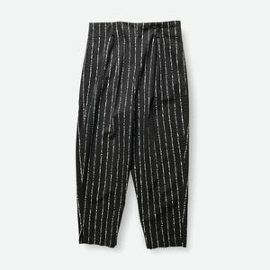 1980s Black & White Capris, Retro Womens Vertical Striped Pants, Jr 13/W 10, Cotton, Flat Front, Funky Halloween Costume, Used, Vintage