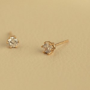 Solitaire earrings with 5mm six-claw zircon, simple and minimalist in 24k gold-plated sterling silver image 1