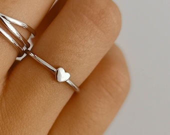 Adjustable thin arrow heart adjustable ring with zirconia stones in sterling silver