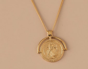 Necklace with medallion with MARIANNE figure motif, symbolically represents freedom, equality and fraternity