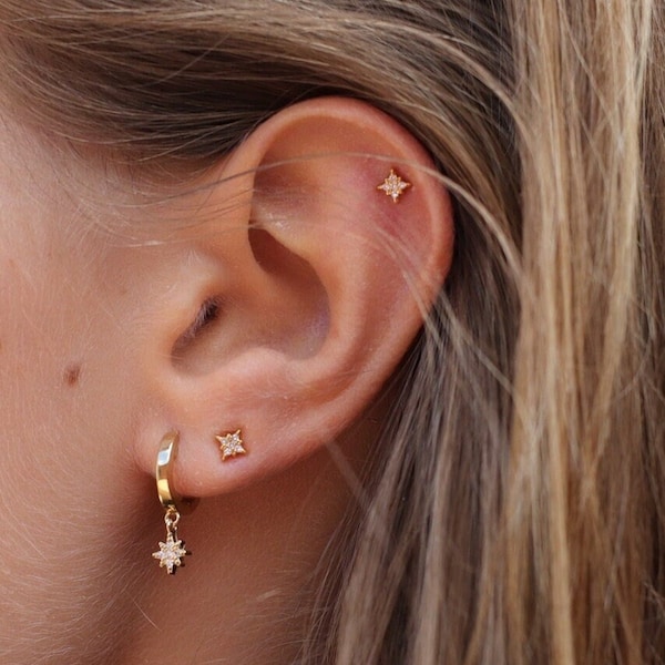 Boucles d'oreilles créoles avec breloque étoile polaire et zircons en argent sterling et plaqué or 24 carats