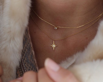 Collar con colgante estrella polar con circonitas en plata de ley y chapado en oro de 24k