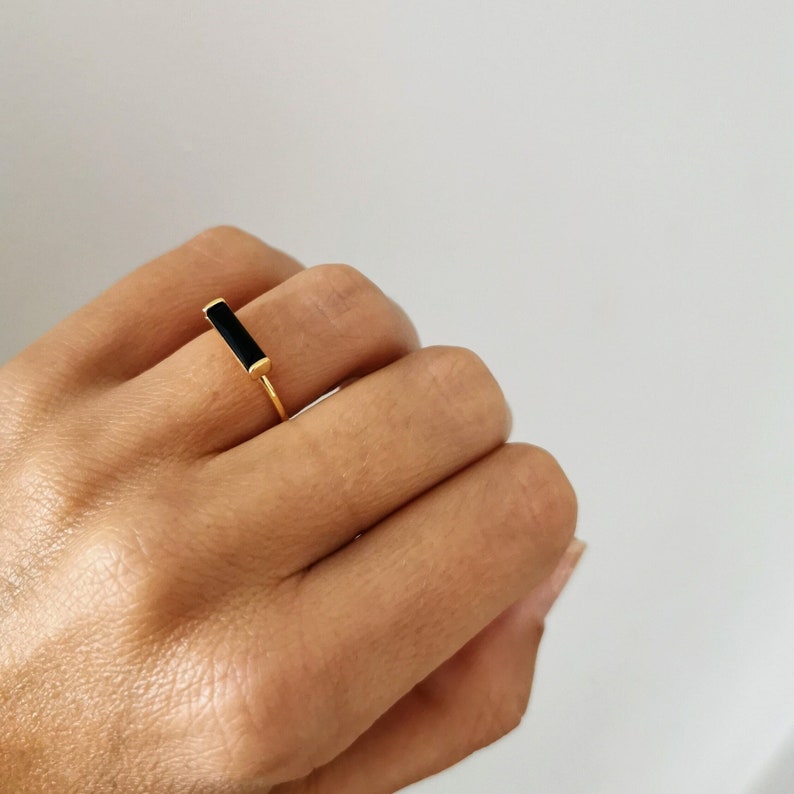 Original Cylinder Stone Ring with black tourmaline stone, cylindrical ring with tourmaline stone image 1