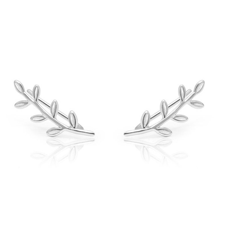 Climbing earrings in the shape of olive leaves in sterling silver and 24k gold plated Silver/Plata