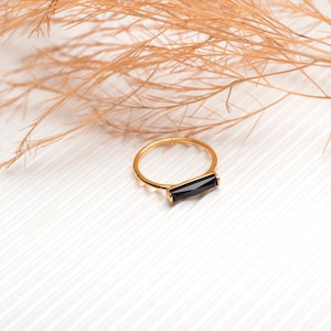 Original Cylinder Stone Ring with black tourmaline stone, cylindrical ring with tourmaline stone image 6