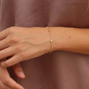 Bracciale con piccole STELLE in argento 925 e argento placcato oro 24k immagine 5