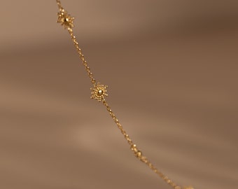 Beautiful choker with small SUNS made of sterling silver and 24k gold plated silver