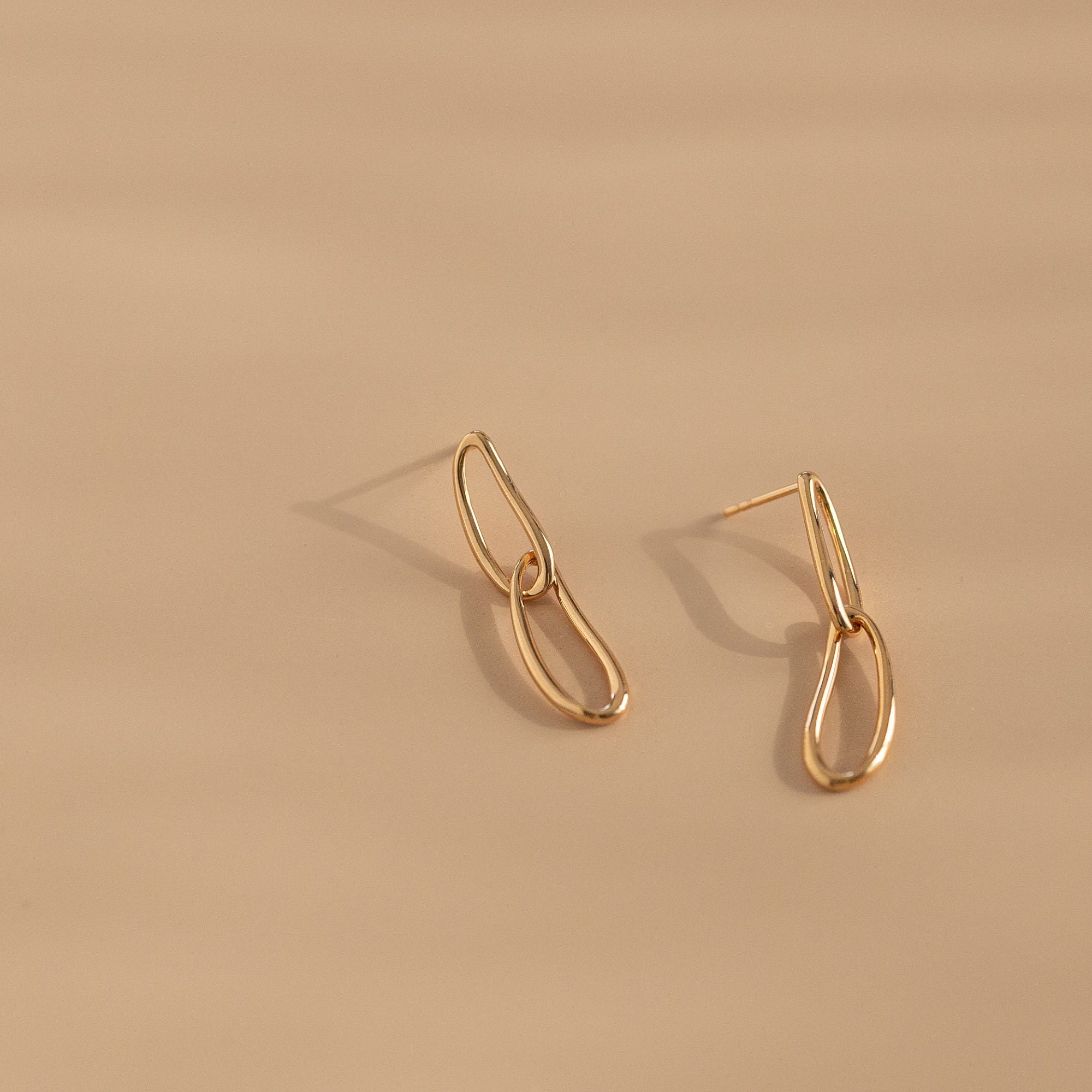 Orecchini pendenti a cerchio in argento sterling con perle - Argento placcato oro 18 carati