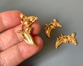 Beautiful vintage brass Lily in the valley flower stampings!