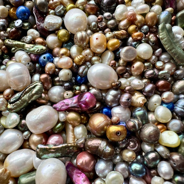 Yummy assorted mix of freshwater pearls! Sold per stuffed baggie (1.5 by 2 inches). SKU 16021