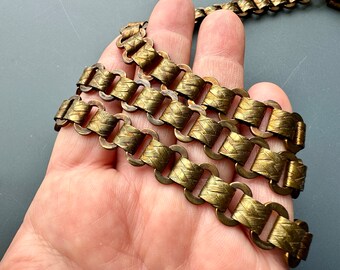 Exceptional quality vintage brass book chain! Embossed details!