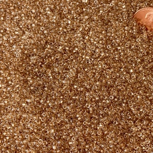Color lined Czech seeds!!! Soft light gold color lined crystal!