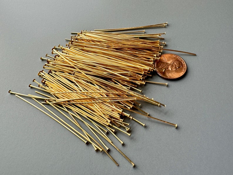 Gorgeous shine on these gold plated brass headpins. 21 gauge. imagem 1