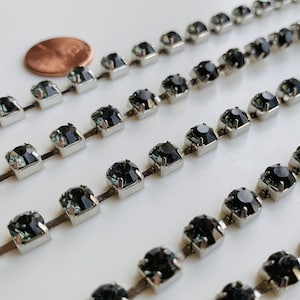Lovely Rhodium plated black diamond crystal cup chain! Sold per foot. SKU chain372