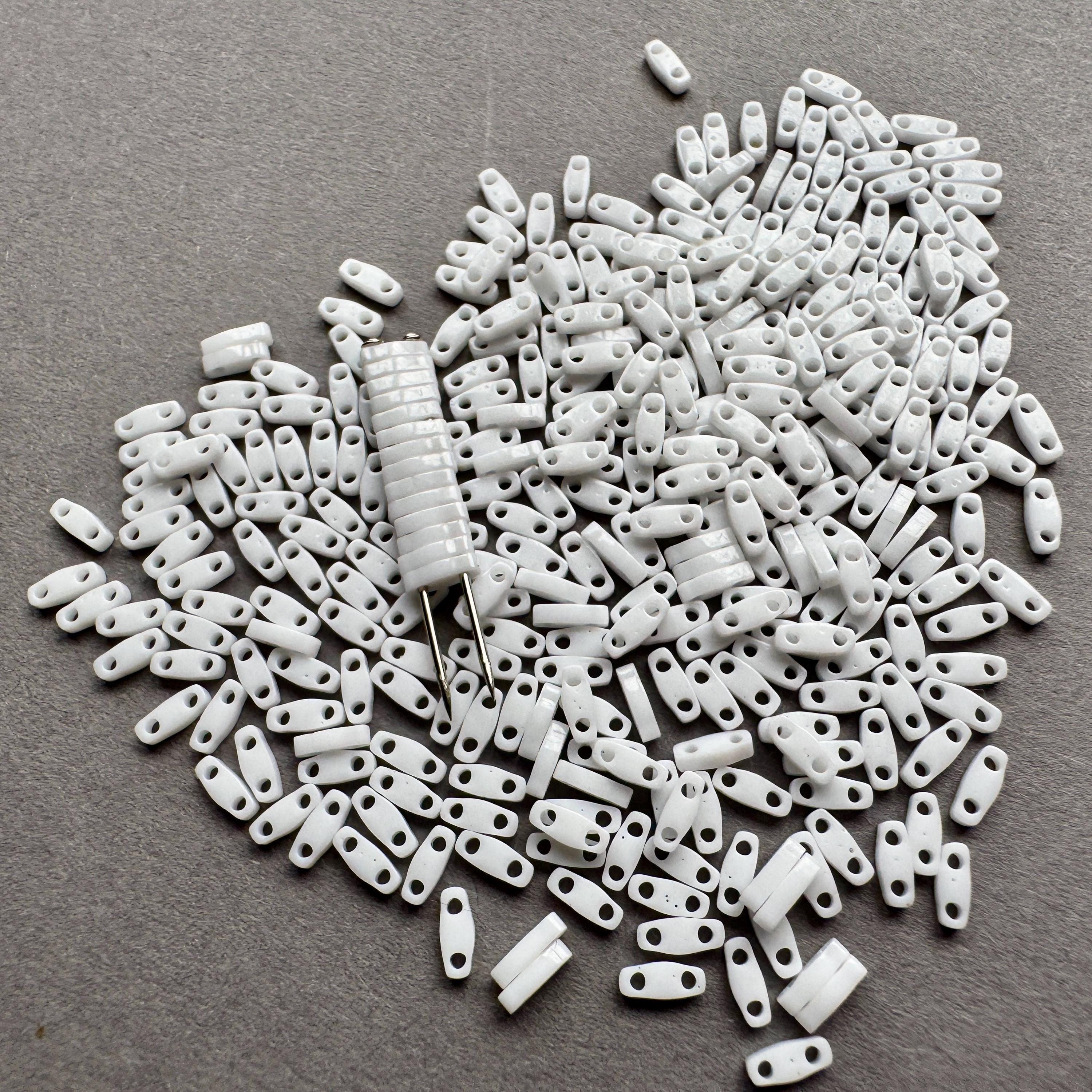 小物 miyuki Premium Japanese Miyuki Two Holed Seed Beads! Quarter Tilas in