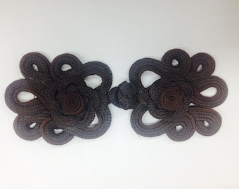 Two extra large Chinese Frogs fasteners closure buttons