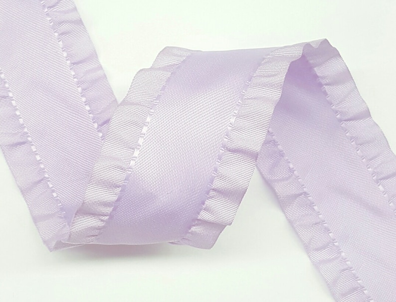 Double Ruffled Ribbon 1.5