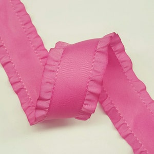1.5&quot; Double Ruffle Ribbon 5 yard Reel (100% Polyester)