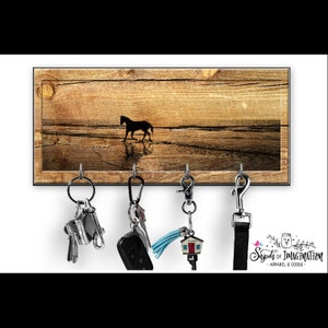 Key Hanger - Lone Horse With 4 hooks to hang keys, leads, etc...Free Shipping!