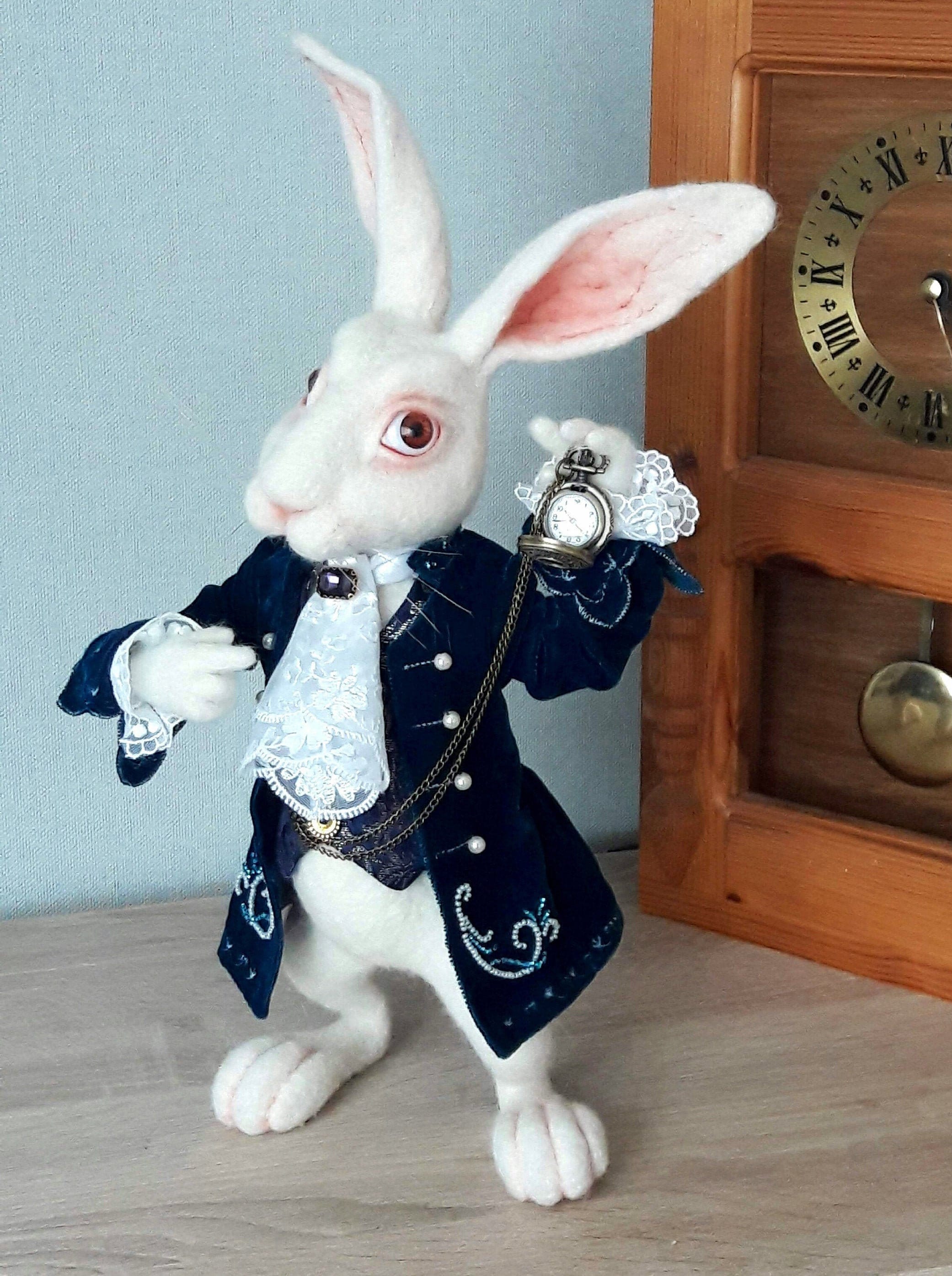 Alice In Wonderland White Rabbit