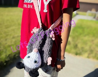 PATTERN: Possum Pouch Crochet Low Sew-PDF File-Digital Download-Crochet Opossum-Possum-Crochet Backpack-Crossbody-Opossum Purse-3in1 Crochet