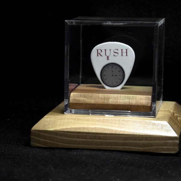 ALEX LIFESON / RUSH: authentic guitar pick and display case