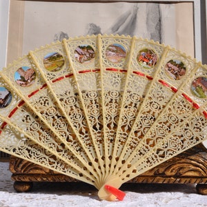 Vintage Isle of Wight Fan, Folding Brise Hand Fan, 1960s Plastic Hand Fan, Purse Fan, UK Vintage Ladies Fan, Boudoir Fan