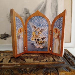 Vintage Italian Florentine Triptych Icon, Archangel Micheal, Wood Devotional,  Florentine Gold Gilt Frame, Made in Italy