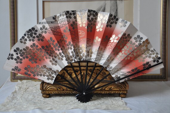 Antique Japanese Kabuki fan, Vintage Japanese Fold