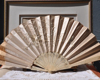 Vintage Hand Fan | Etsy