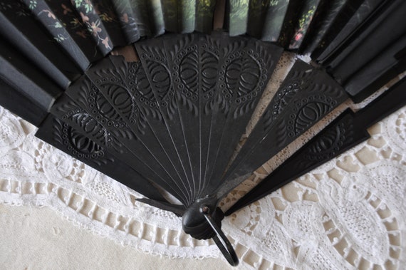 XL Victorian Antique French Fan, Shabby AS-IS Con… - image 4