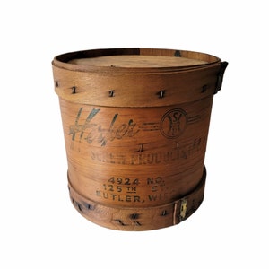 Vintage Wood Hardware Screw Bucket with Lid / Herfer Screw Products Butler, Wisconsin / Primitive Farmhouse Decor