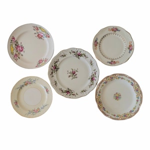 Vintage Mismatched Small Bread Dessert Plates/ Vintage Floral Patterned China Plates / Wedding Luncheon Shower Holiday Plates
