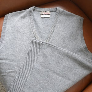 Vintage Rare 1970s 100% Pure Lambswool Made in England V-Neck Sweater Vest Made for Dayton&#39;s Men Store Alan Paine Gender Neutral Sweater