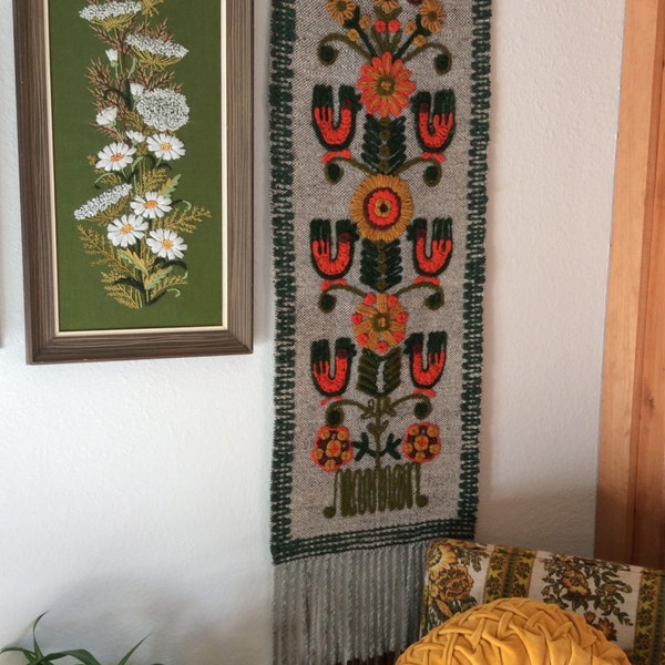 Vintage Woven Scandinavian Crewel Embroidey Wall Hanging | Wool Wall Hanging with Tassels | Tree of Life Handwoven Wool Tapestry Crewel