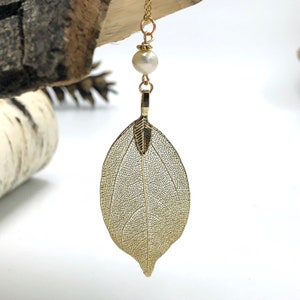 Gold Real Leaf Necklace, White Freshwater Pearl, Gold Leaf Necklace, Nature Gifts, Long Leaf Necklace, Gift Ideas for Her, Leaf Pendant image 3