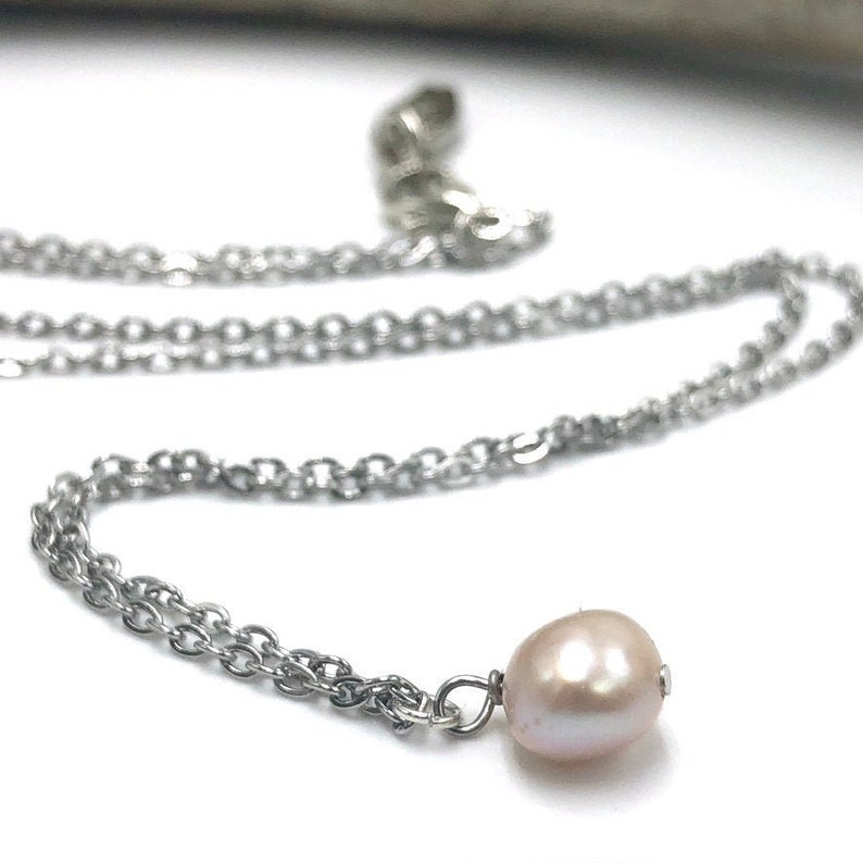 Pink Freshwater Pearl Necklace, Soft Pink Pearl Necklace, Classy Pearl Necklace in Silver, Simple Silver Necklace with Pearl, Pink Pearl, image 1