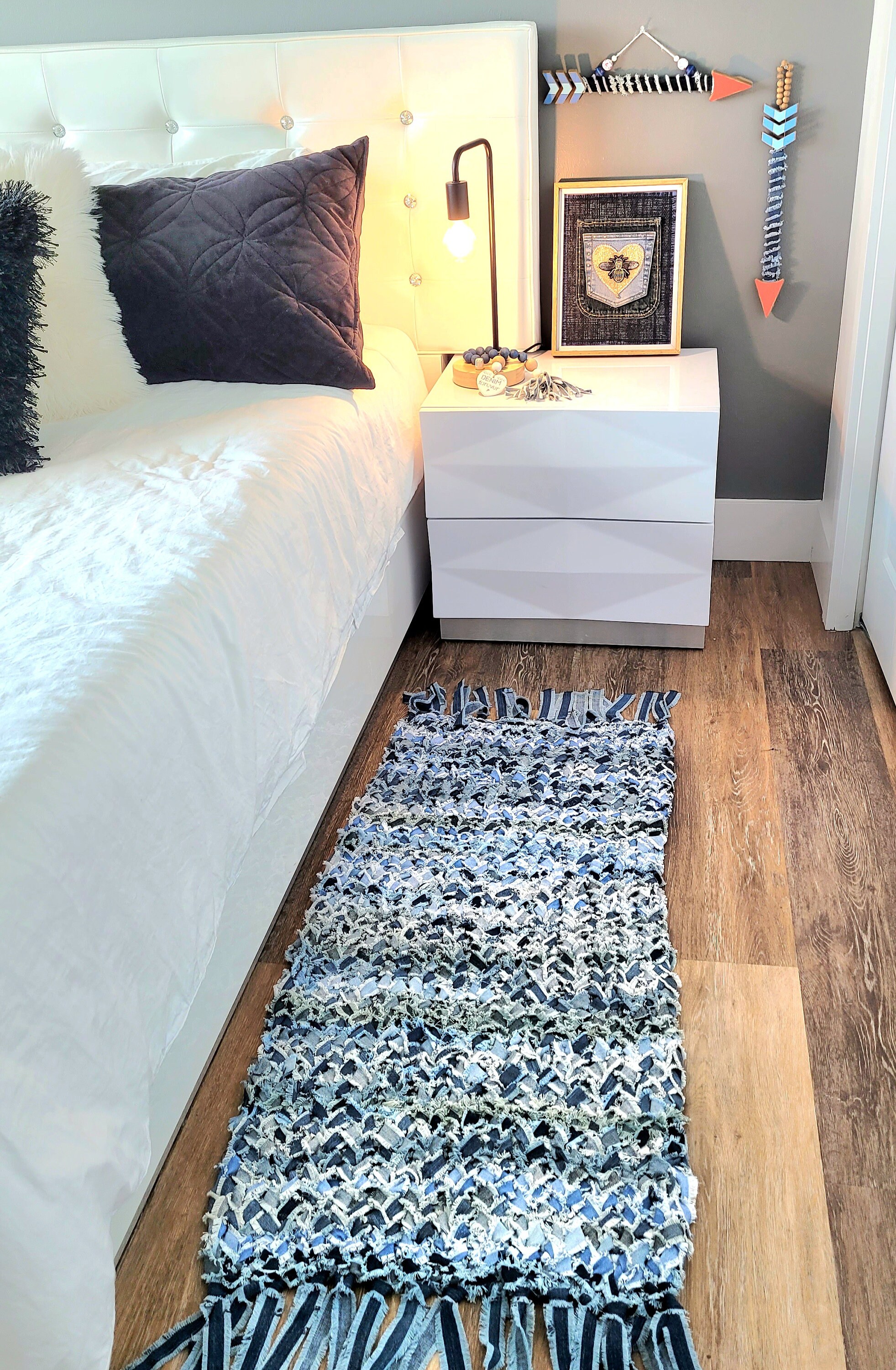 Modern Denim Rug/ Multicolor Denim/upcycled Jeans/23x53 Inch