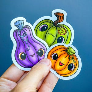 Lot de 3 STICKERS : Citrouilles / plastifié mat / Halloween petite créature mignonne magique automne creepy cute coloré autocollant