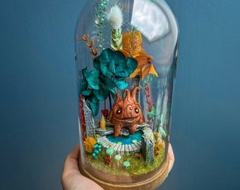 Albert l'acajou / Pièce unique sculpture créature arbre / Terrarbrisseau 228 / petit monstre terrarium cute cloche en verre fleur séchée