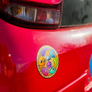 Grand STICKER spécial VOITURE / ULTRA résistant eau soleil / machine à laver de p'tites pousses / plastifié créature mignonne magique