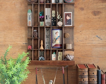 Vintage Mihamilton Druckertablett mit Kuriositäten - Assessment