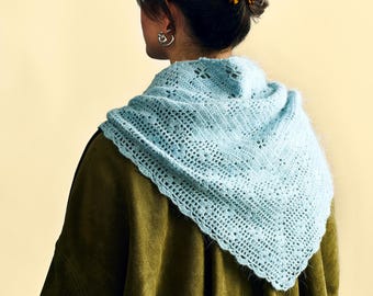Bufanda de ganchillo de la colección Laufey – Exclusiva de la tienda del festival de Etsy