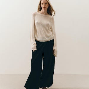Blusa de punto de seda hecha a mano: color marfil, manga larga, cuello redondo imagen 8