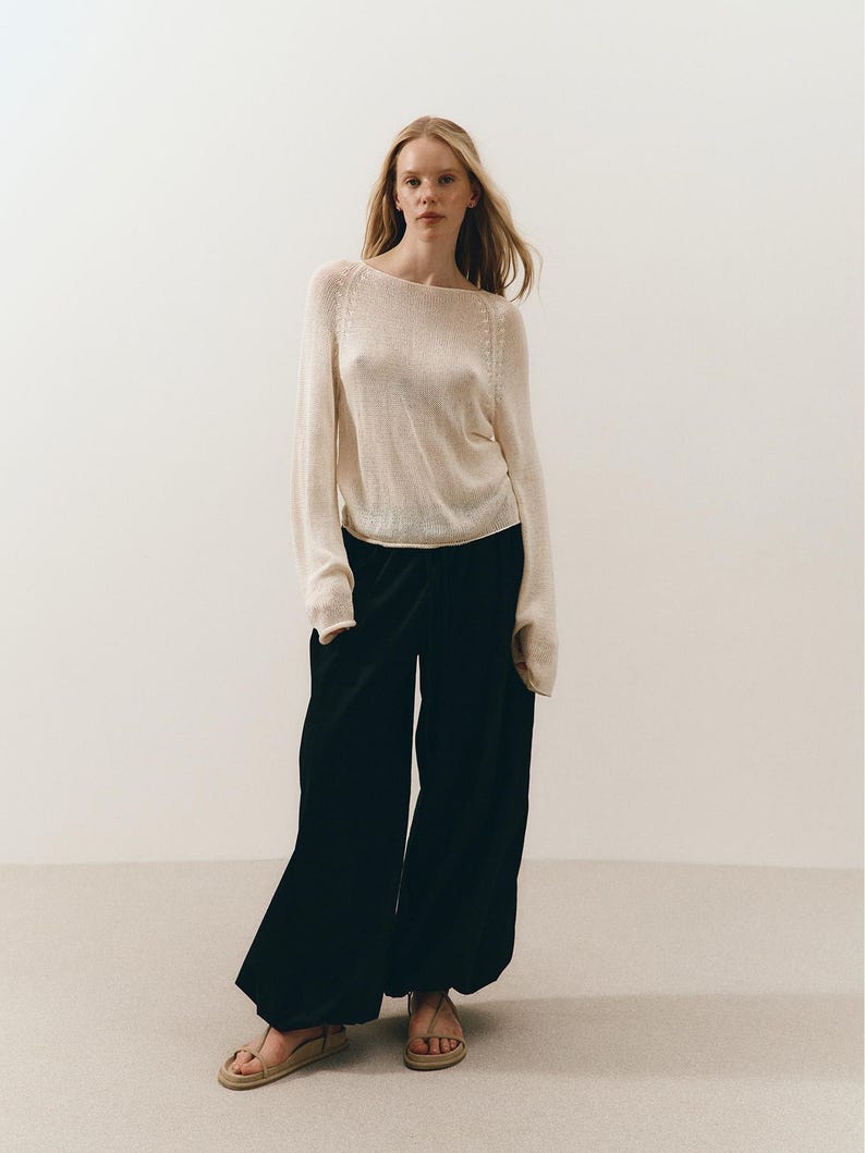 Blusa de punto de seda hecha a mano: color marfil, manga larga, cuello redondo imagen 8