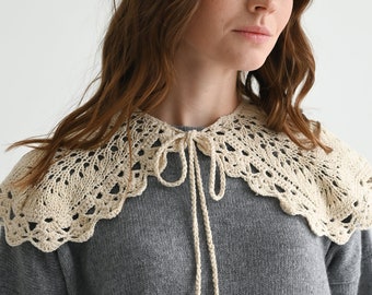 Collier au crochet fait main : encolure amovible en dentelle de coton beige