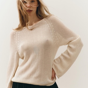 Blusa de punto de seda hecha a mano: color marfil, manga larga, cuello redondo imagen 9