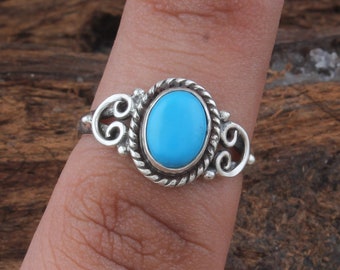 Handmade Sterling Silver Turquoise Ring: Women&#39;s Gemstone Jewelry