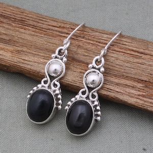 925-Silver Sterling Earring Natural Black Onyx Gemstone Earring Handmade Erring Blue Color Stone And Silver Color Earring (Simple Earring)
