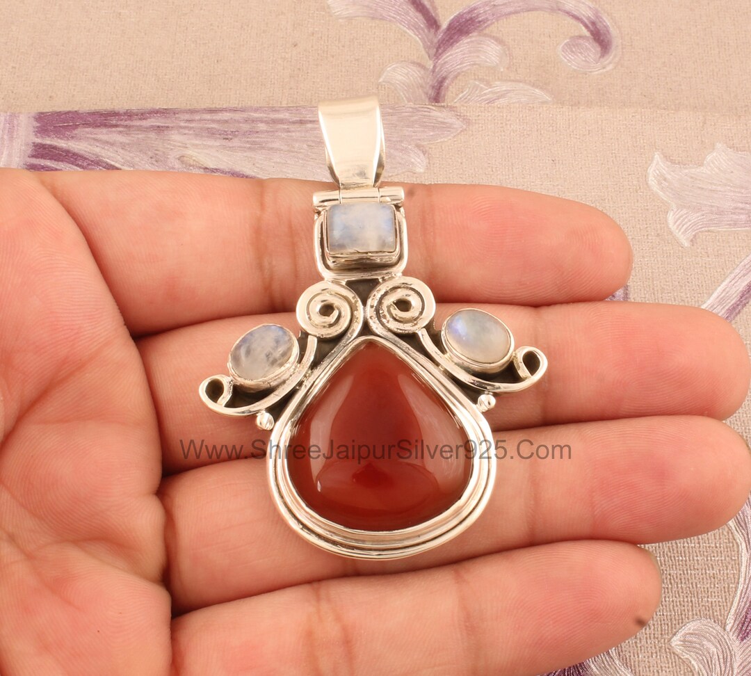 Pia Red Onyx Silver Ball Necklace